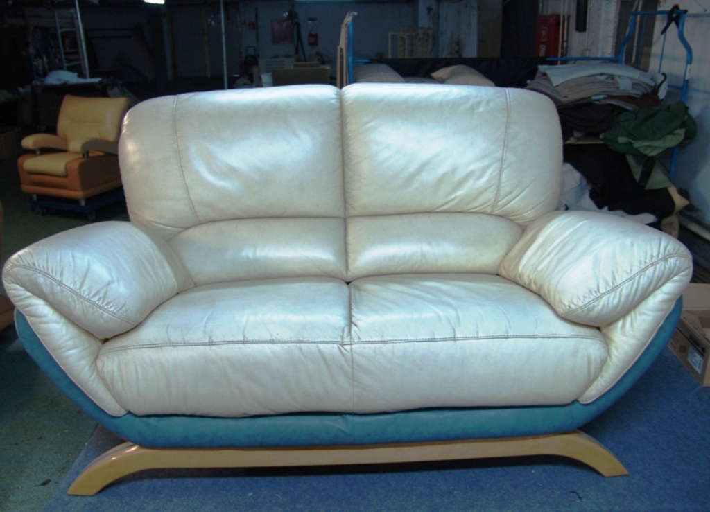 Renowacja mebli skórzanych - przed naprawą